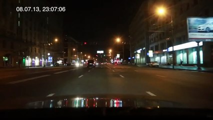 СЕНСАЦИЯ!!! ШОК! Николай Дроздов преследует Кайдзю на улицах Москвы!