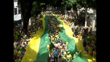 Manifestações reúnem mais de 50 mil pessoas em Belém