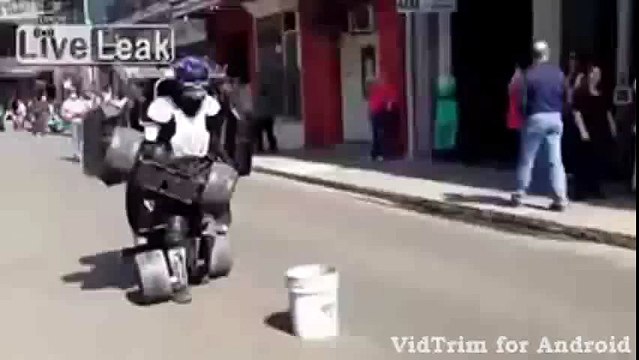 Человек трансформер