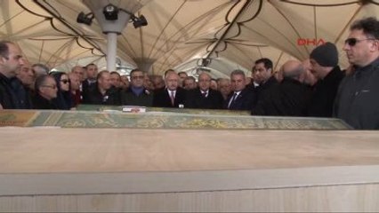 Kılıçdaroğlu, Bombalı Saldırıda Ölen CHP'li İlçe Eski Başkanı Mehmet Yurtsever'in Cenaze Namazına...