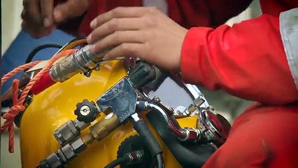 Mais de 1400 carros da marca Mistsubishi resgatados do fundo do mar!