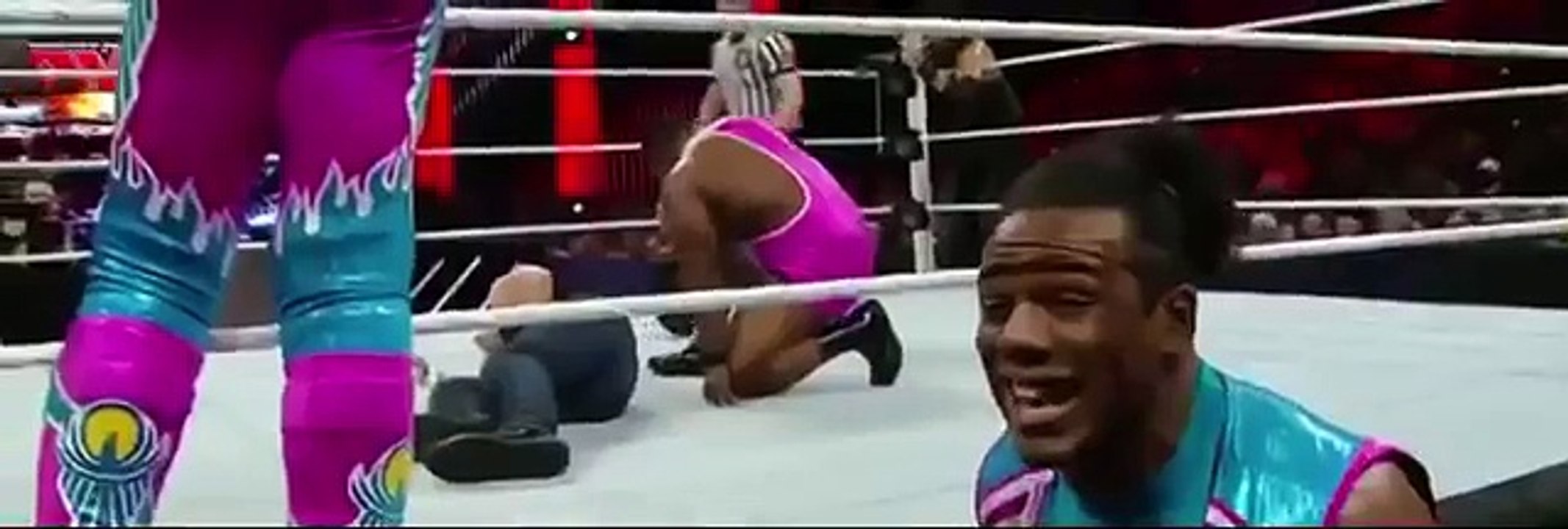 WWE RAW 2 1 2016 Roman Reigns & Dean Ambrose vs. The New Day