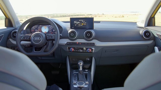 Audi Q2: intérieur