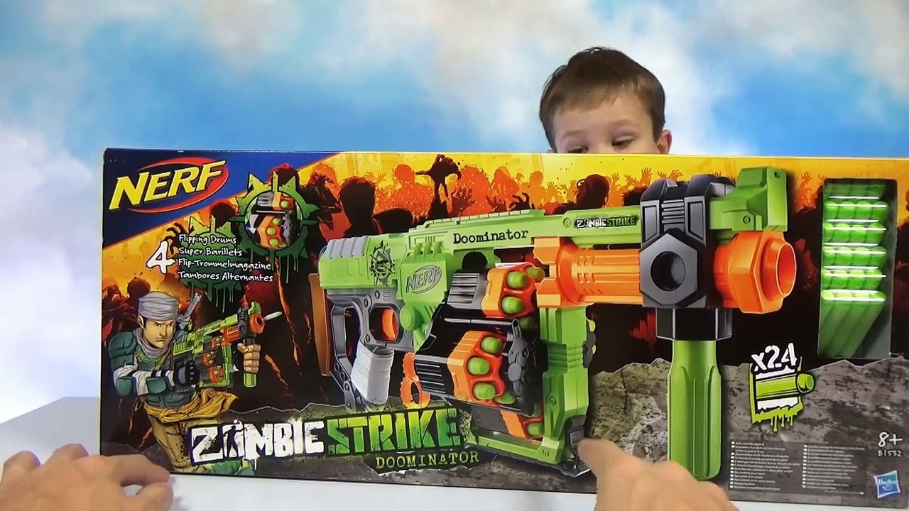 НЕРФ Бластер Зомби Страйк распаковка игрушечного оружия и стреляем по яйцам NERF Zombie Strike