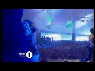 Rihanna - Breakin Dishes (BBC RADIO 1'S BIG WEEKEND)