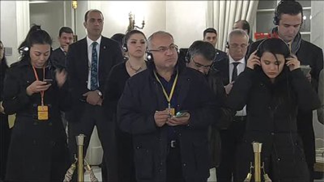 Davutoğlu, AB Konseyi Başkanı Tusk ile Ortak Basın Toplantısında Konuştu 2-