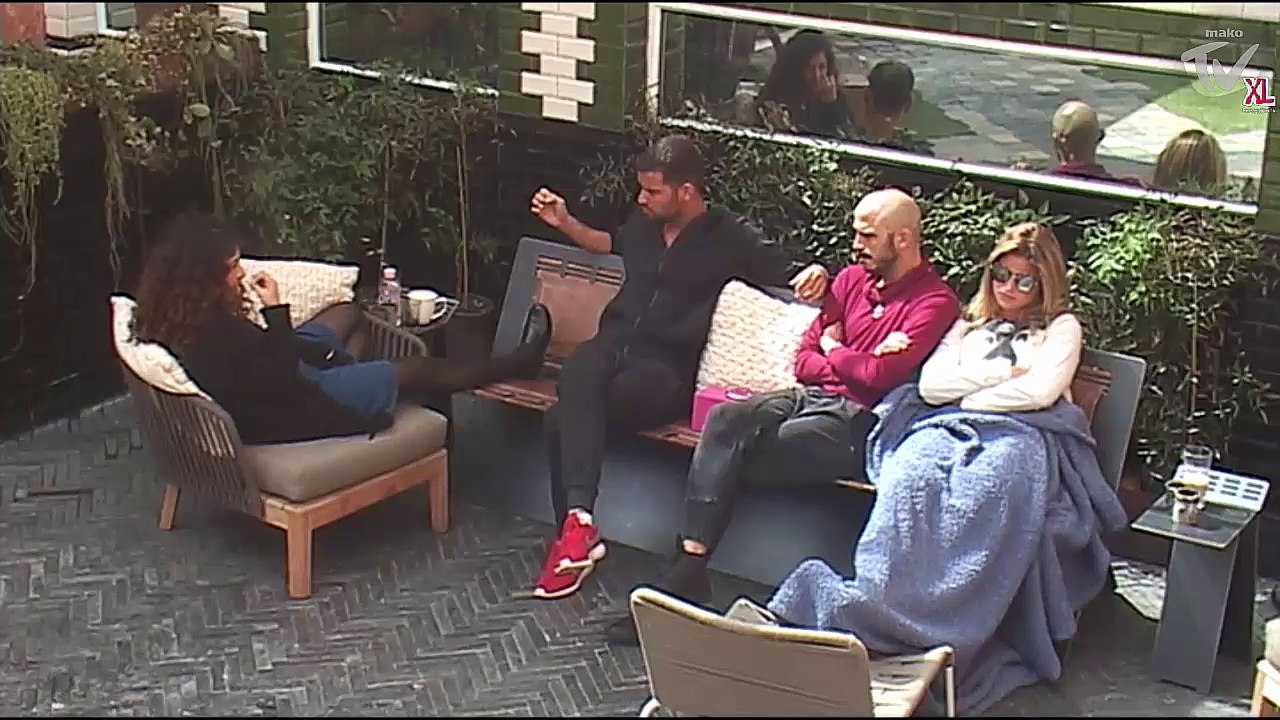 אור סיונוב יוצאת על האריות של הצל ועל להב''ה