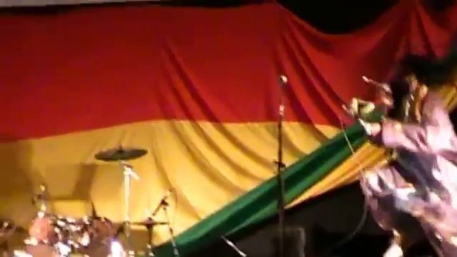 UP DEH - JAH KETTLE FEAT LUTAN FYAH -