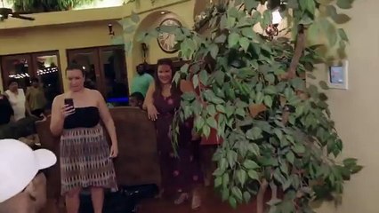 -Plus belle surprise pour le mariage de cette jeune fille -- Son papa malade est présent