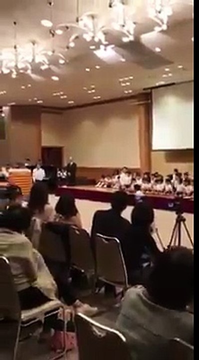 شاهد ماذا حدث بعد أن فشل طفل ياباني في تنفيذ القفزة الرياضية أربع مرات متتالية .. إنه كوكب اليابان الشقيق