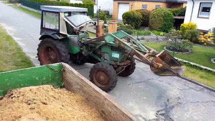 Kies Fahren mit Deutz D7006 und 8 Tonner Kipper