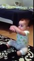 7 month baby dances Gangnam Style طفل 7 شهور يرقص جانج ستيل روعة