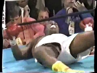 下载视频: BOXING Mike Tyson VS Razor Ruddock 
Highlights  Biggest Boxers