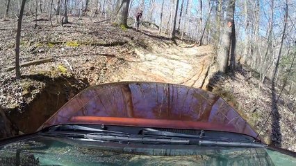 2016 Nissan Frontier Pro-4X Crew Cab - Start Up, Off Road Test & In Depth Review