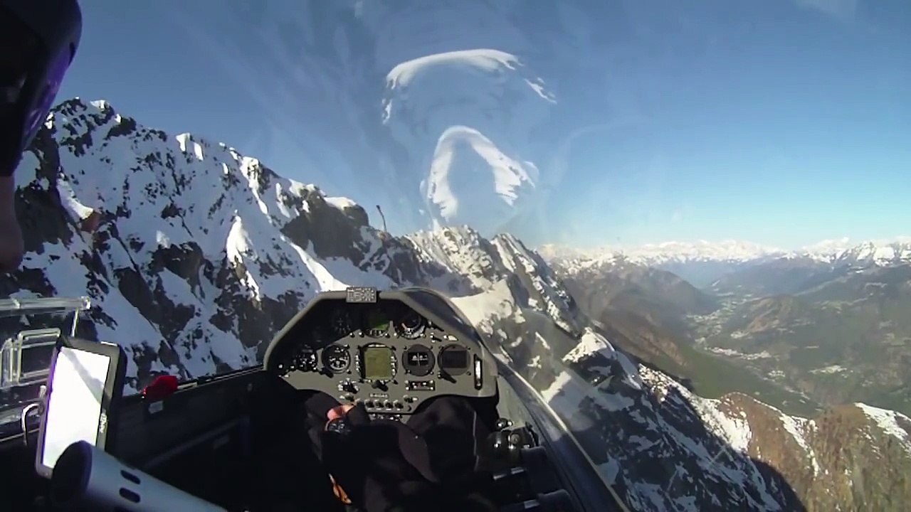 Glider record flight over the Alps