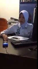 Pegawai Polis Berang Akibat Pengadu Kurang Ajar