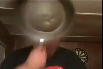 Решил что сломает об голову сковородку!