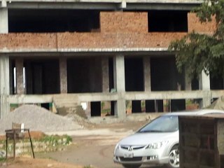A worker fix shuttering with out any security belt reporting by PCCNN Chaudhry Ilyas Sikandar March 09, 2016