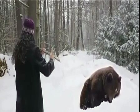 СПОСОБ усыпления медведя!