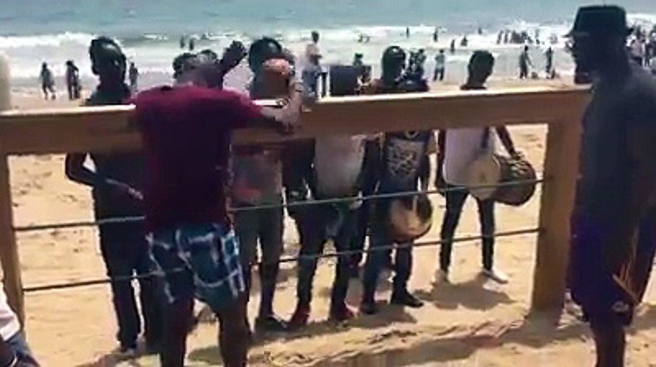 Ici c'est ‪‎Bassam‬! Il y aura toujours de la joie et de la gaiété