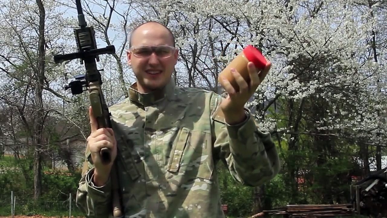 Le Beurre darachide et de la Gelée contre Scar H Supprimée .308 à 25.000 fps ARMES en SLOW MO