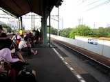 CC 201 28 KA Cirebon Ekspres Tiba di Stasiun Gambir