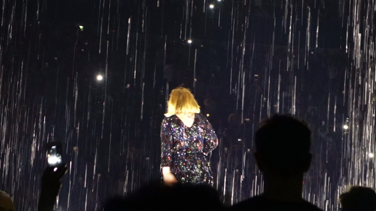Adele - Set Fire To The Rain