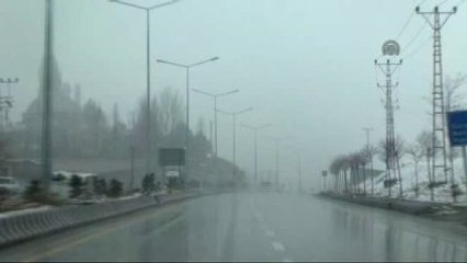 Kar Yağışı Ulaşımı Olumsuz Etkiledi