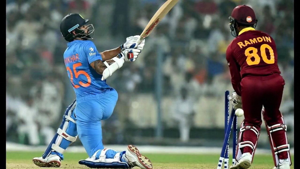 Dwayne Bravo holding MS Dhoni by collar, image goes viral