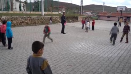 Öğrencilerden Güvenlik Güçlerine "Moral" Mektubu