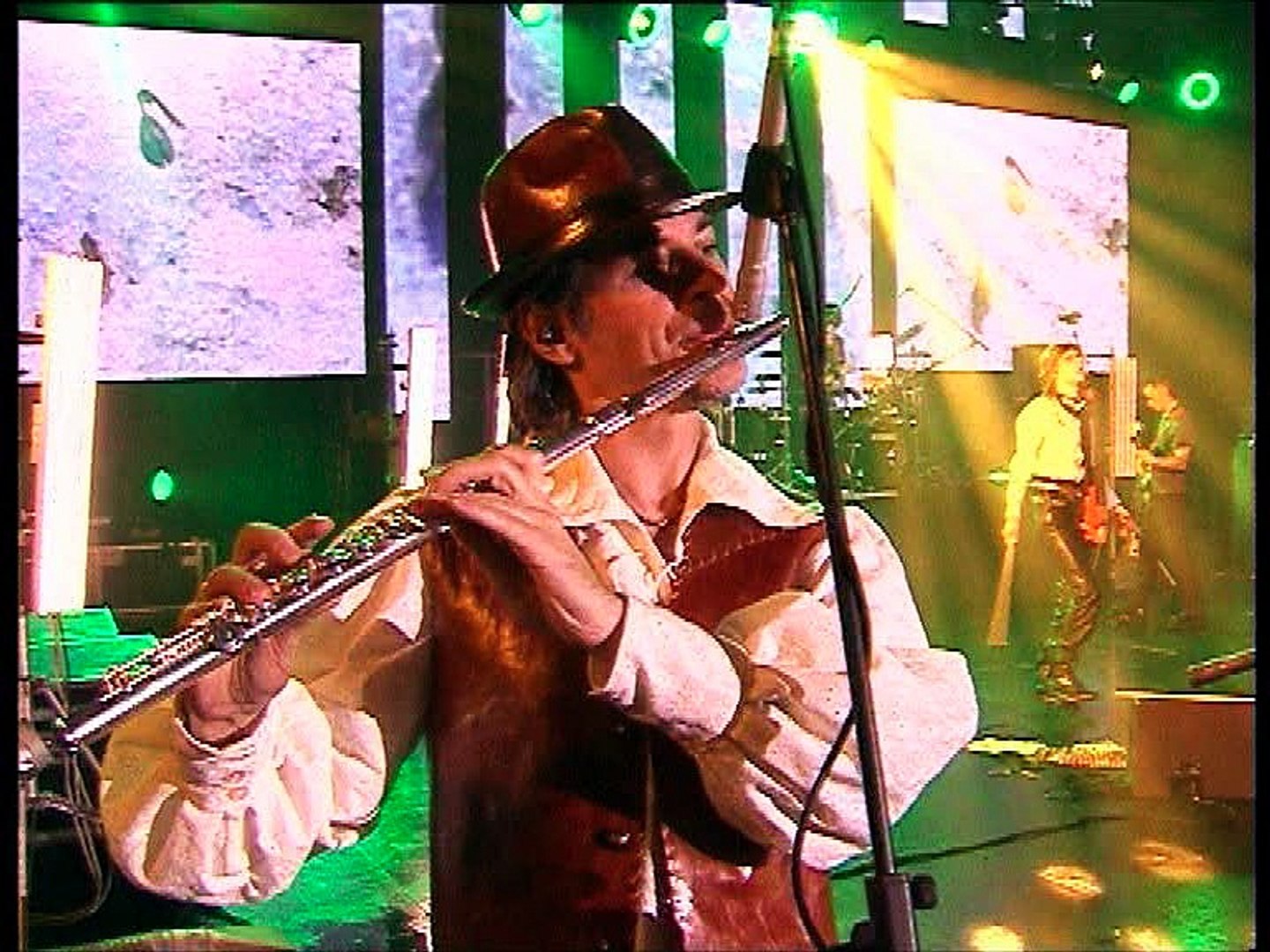 ⁣Мельница - Весна (Дикие травы. Олимпийский)
