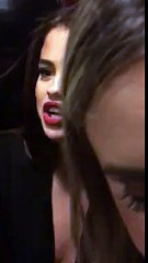 Selena Gomez se retrouve bloquée dans un ascenseur à Paris (Vidéo)