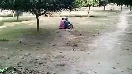 Indian Funny Boys in Gardan - Lovers Trouble in Gardan new whatsapp videos 2015