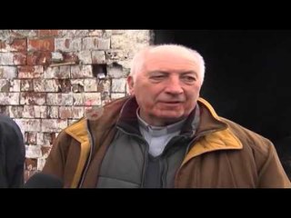 Familja e ardhur nga Puka në Lezhë jeton në mjerim- Ora News- Lajmi i fundit-