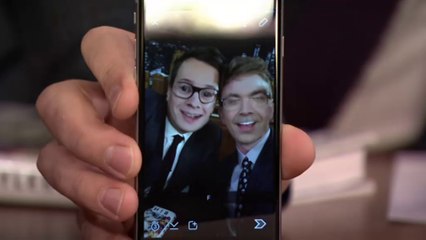 Quand le Youtubeur Tyler Oakley teste le Swap Face avec Jimmy Fallon - The Tonight Show du  07/03 sur MCM !