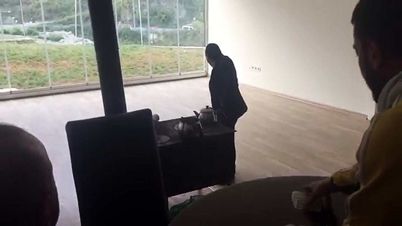 Köksal Baba İskambil Oynarsa-2015