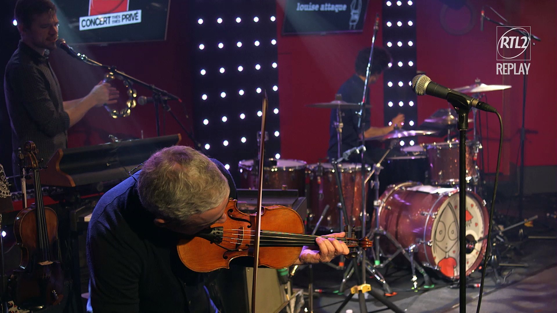 Louise Attaque Je T Emmene Au Vent Les Nuits Parisiennes Amours En Concert Tres Tres Prive Video Dailymotion