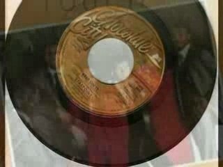 UNLIMITED TOUCH - I hear Music In The Streets