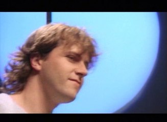 Everybody Wants To Rule The World