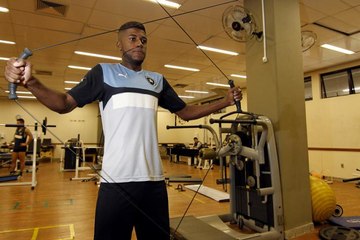 Emerson conta história de superação e como se tornou o 'canhão' do Botafogo