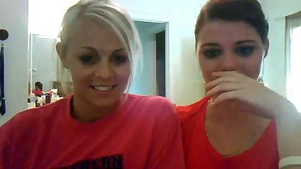 2 girls 1 cup - Will you still be my friend if I puke on you?