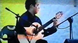 Patricio Arias: guitarra clásica 3.