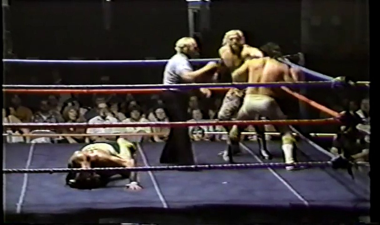 The High Flyers win World Tag Titles