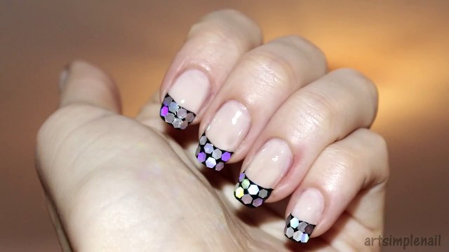 Французский маникюр в домашних условиях - Disco French Nail Art