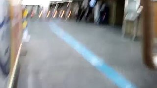 Ladrão tenta fugir de policiais no metrô