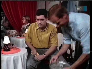 Szomszédok 117. Rész  1991 Október 17