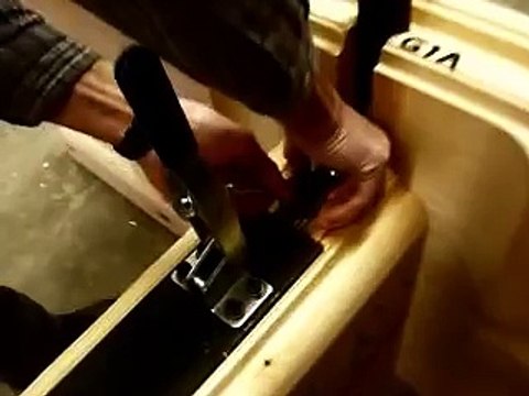 True North Log Homes - Keeping the Log Walls tight using a Log Wall Butt Clamp