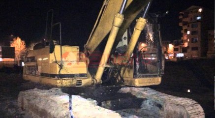 I vihet eksploziv eskavatorit, shkak konflikti mes pronarëve dhe ndërtuesit