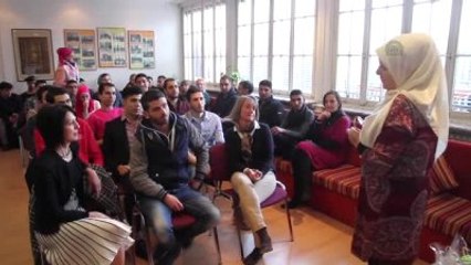 Almanya'da Mültecilere "Uyum Sertifikaları Verildi