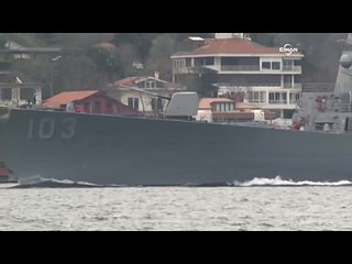 ABD savaş gemisi İstanbul Boğazı'ndan geçti